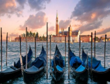 Easy Venice 3 nights Room & breakfast